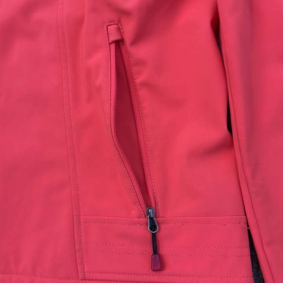 The North Face salmon pink soft shell jacket size L - Picture 5 of 13